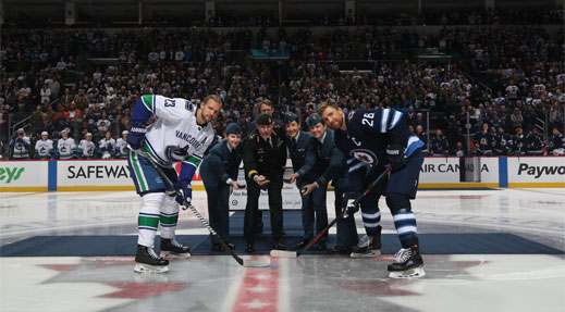 winnipeg jets military jersey