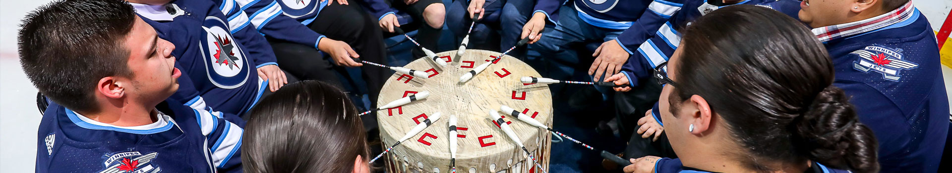 National anthem sung in Ojibwe at Winnipeg Jets game